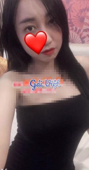 Tỷ Tỷ Cực – gái gọi Quận 9