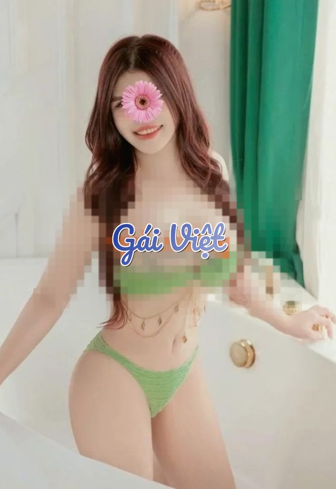 Ngọc Trinh Em – gái gọi Thủ Đức