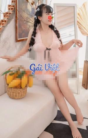 Hà Phương Hôn – gái gọi Dĩ An