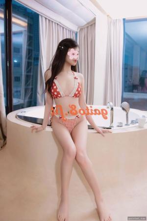 Hồng Ngân – ảnh