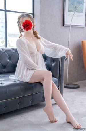 Hoài Thương – ảnh