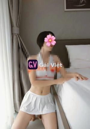 Y Y – ảnh